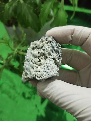 sarlar: Opal + Kalsit + Kvarsit (vulkanik birləşmə) 💎UV Floresanslı Nadir — 3