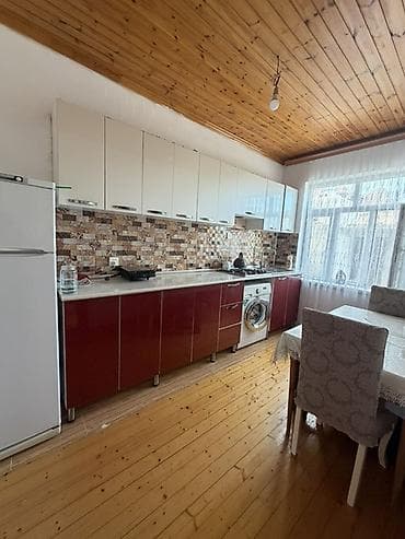 avto karavan: 3 otaqlı, 100 kv. m, Orta təmir — 5
