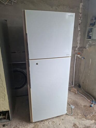 2 qapılı Hitachi Soyuducu Satılır, rəng - Ağ