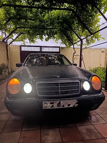 e 250 cdi: Mercedes-Benz E-Class: 2.2 l | 1997 il Sedan — 5