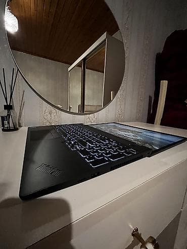 Apple MacBook: Новый Lenovo ThinkPad, 15.6 ", Intel Core i5, 512 ГБ — 9