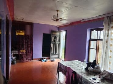 kirdite evler: Bağ evi / həyət evi - Bir mərtəbəli, ağ fasadlı, şifer damlı ev - — 7