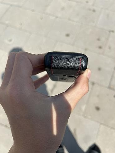 очки с камерой баку: Ferrari temalı lüks düyməli telefon - Korpus: qara rəng, mat-metal və — 7