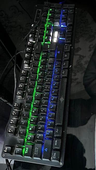 kablolar: RGB işıqlı oyun klaviaturası + simli oyun siçanı dəsti Dəst gündəlik — 8