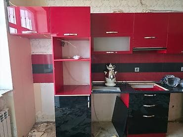 kuxna mebilleri: Mətbəx mebeli - 250₼. ustunde moyka verilecek. olçu 4metr. Unvan Baki — 4