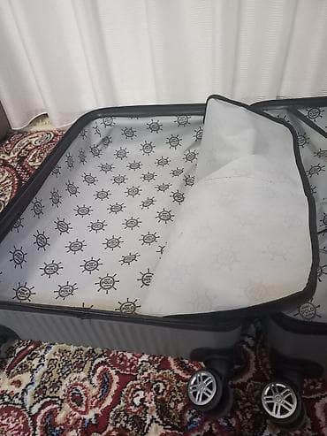 Çamadanlar: Türkiyədən alınıb, gətirilib. yenidir. bərk materiyaldı. 25 kq-ə qədər — 7