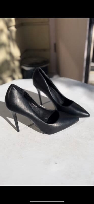 женские пляжные шлепанцы: Размер: 39, Б/у — 7