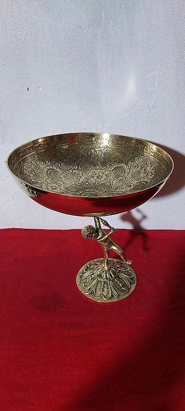 qedimi sufreler: Avropa istehsalı, meyvə, şirniyat vazaları, materialları; bronza — 6
