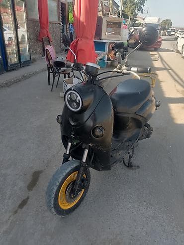 ucuz mopet: Təcili satılır otur sürdü pıroblemi yoxdu sənədi var idiyal vəziyyətdə — 3