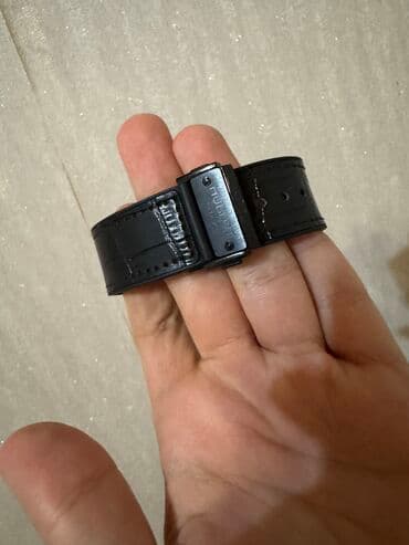 yuxuda sırğa görmək: Yeni, Qol saatı, Hublot, rəng - Qara — 4