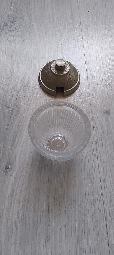 gumus qab: Şüşə qab + metal qapaq - Material: kəsimli naxışlı şəffaf şüşə kasa — 2