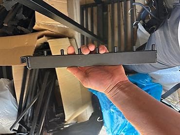 hdd box: Mağaza vitrin demiri.50-60 kvadratlıq geyim mağazasinidi.tezedir 1 ay — 8