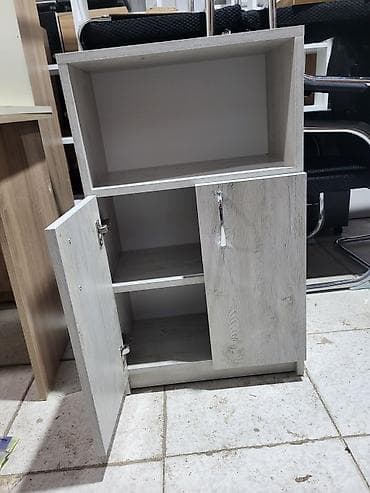 kitab dolabi: Açıq rəfli və qapılı kompakt şkaf - Material: ağac teksturalı — 4