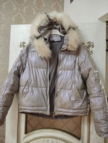 Kişi Geyimləri: Kurtka 40 (L) razmer
Sumqayit — 1