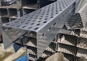 Metal kabel kanalı – perforasiyalı, galvanizlənmiş. - Material