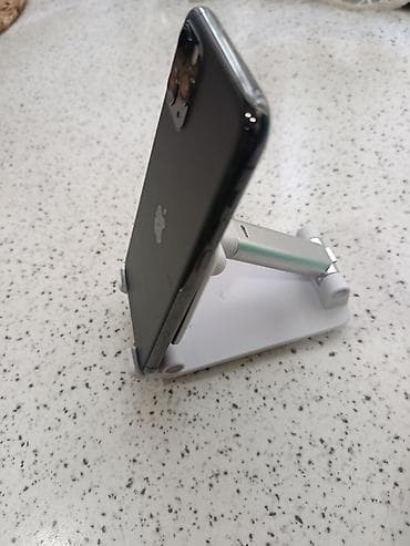 apple iphone 14: IPhone 11 Pro, 64 GB, Space Gray — 7