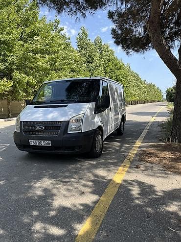 e39 hella stop: Ford Transit: 2.2 l | 2012 il 235000 km Mikroavtobus — 4