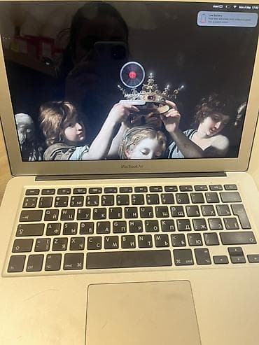 macbook air: Apple MacBook Air noutbuku - Model: MacBook Air (gümüş alüminium — 2