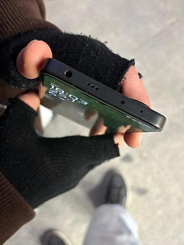 mobil telefon: Satılmır! Ancaq ayfonla barter 128 gb dan aşağı olmaz — 5