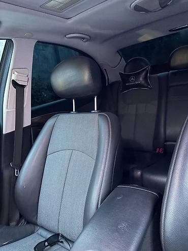 mercedes g300: Mercedes-Benz E-Class: 2.2 l | 2007 il Sedan — 9