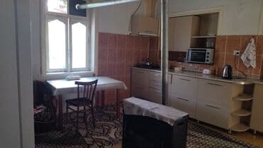 Uzunmüddətli kirayə evlər: 40 kv. m, 2 otaqlı, Qaz, İşıq, Su — 2