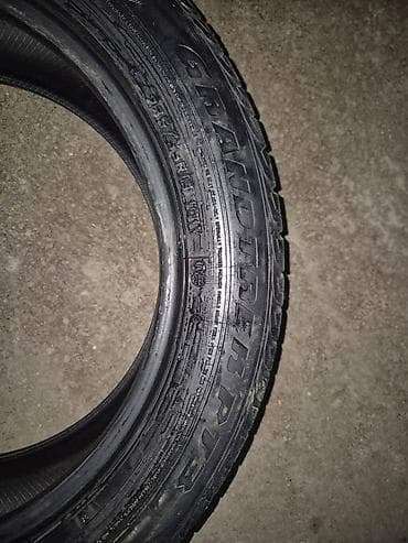 maşlar: 4 ədəd təkər satılır. 235/55/19 Dunlop firması, yapon istehsalı. Alan — 3