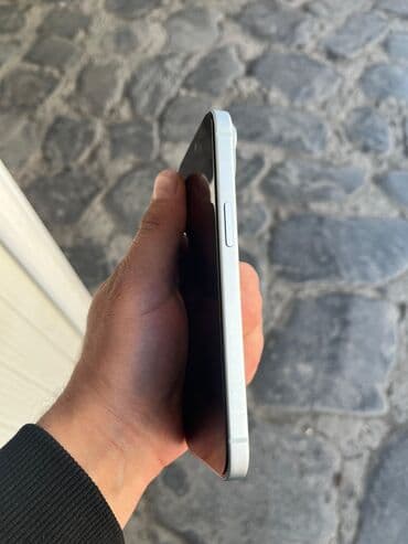 iphone 17 pro max qiymeti 256gb: IPhone 15, Ağ, Simsiz şarj — 5