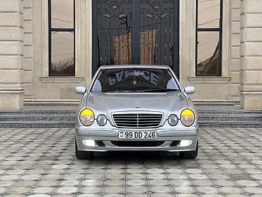 220 cdi mercedes: Mercedes-Benz E-Class (W210), gümüş rəngli sedan. Xüsusiyyətlər: - — 1