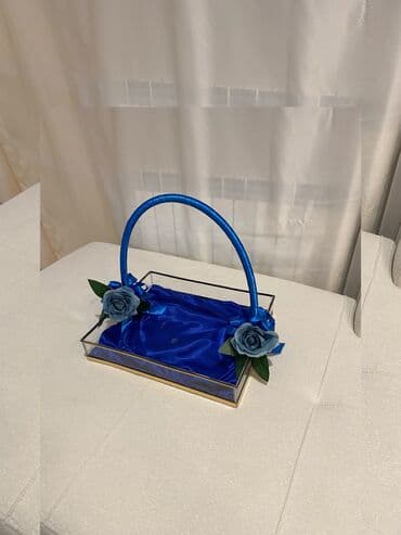 hediyye: Hədiyyə səbəti, rəng - Göy — 1