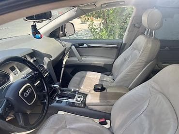 ford transit ford transit: Audi Q7: 4.2 l | 2007 il Ofrouder/SUV — 7