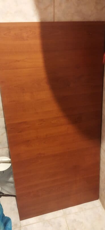 130x64 sm. Qalınlıq 1,5. Taxta lövhə, masa üstü, rəf və ya digər mebel