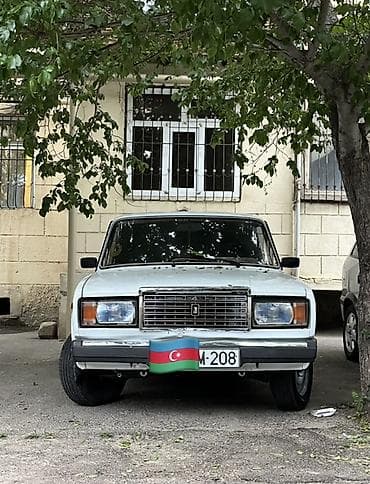 подержанные авто: VAZ 2107 “Lada” sedan - Kuzov: klassik 4 qapılı sedan, ağ rəng — 1