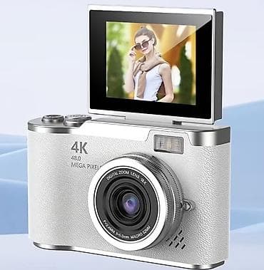 4K rəqəmsal foto/videokamera – çevrilən ekranlı, tələbələr və