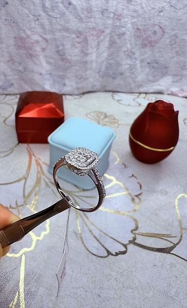 ağ qızılın qiyməti: Nişan, Üzük, Ağ qızıl, 585 Əyar, Brilyant, 0.26-0.50 Karat — 5