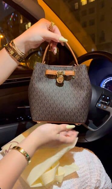 красивые платья на прокат в баку: Premıum keyfıyyet MK debli canta 79 azn.Yeni — 1