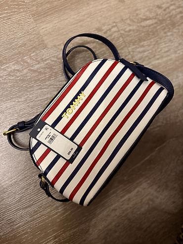 qizil alan: Çiyin çantası, Tommy Hilfiger, Yeni — 1