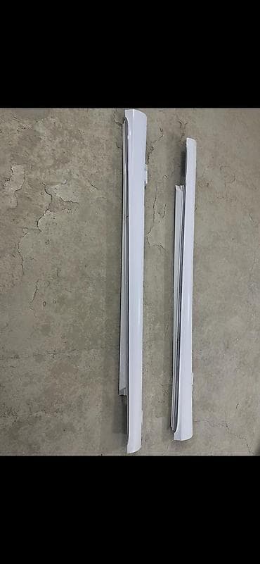 Məhsul: Avtomobil üçün yan ayaqaltı (sol və sağ cüt)