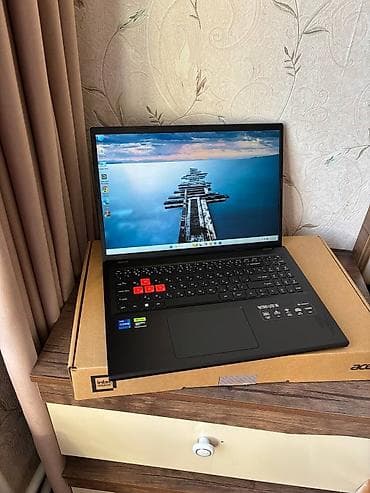 prosessor i7: Acer Nitro Gaming Core i7 13650H | 16GB RAM | 512GB SSD | RTX 4050 — 5