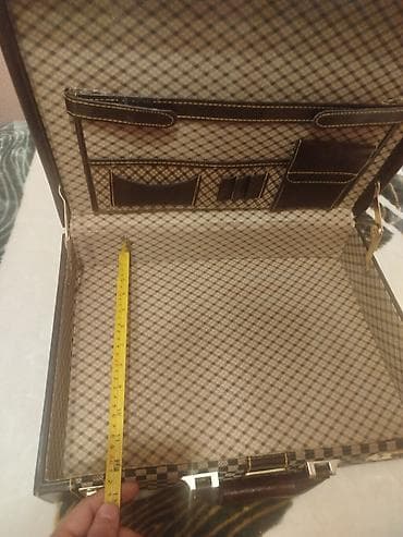 sumqa: Diplomatik çanta,çamadan TƏCÍLÍ: təzədən seçilmir Bərk korpuslu — 6