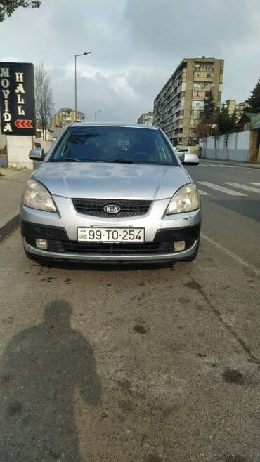 купить машину в баку в кредит: Kia Rio: 1.5 л | 2010 г. Хэтчбэк — 1