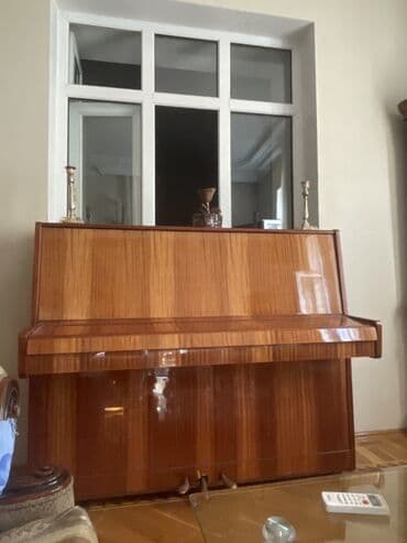 piano gallery baku: Şaquli pianino - Korpus: parlaq laklı ağac finişi, klassik düz xətli — 3