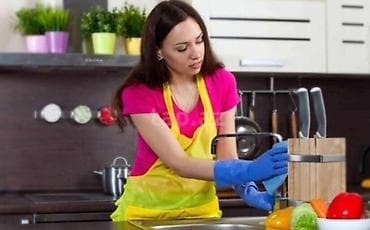 Xadimə tələb olunur, 1 ildən az təcrübə, Dəyişən qrafik, Gündəlik ödəniş