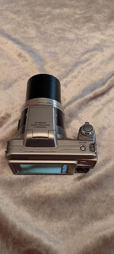 Olympus SP-800UZ fotoaparat - 14 MP sensor - 30x optik zoom (4.9–147