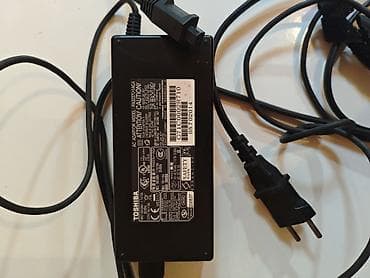 adapt: Toshiba noutbukları üçün orijinal AC adapter Model: PA3237U-1ACA — 1