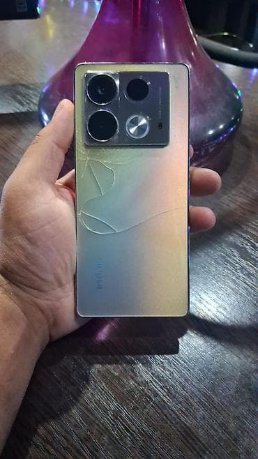 Infinix Hot 40, 256 ГБ, Сенсорный at lalafo.az Infinix Hot 40, 256 ГБ, Сенсорный