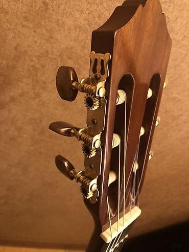 gitara ders: Yamaha c80 Fishmann ekvalayzer Qoyulub Custom yigilib Hem gozeldir Hel — 3