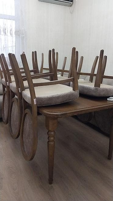 sumqayit divan: Klassik üslubda qonaq otağı və yataq otağı mebel dəsti Qonaq otağı: - — 1