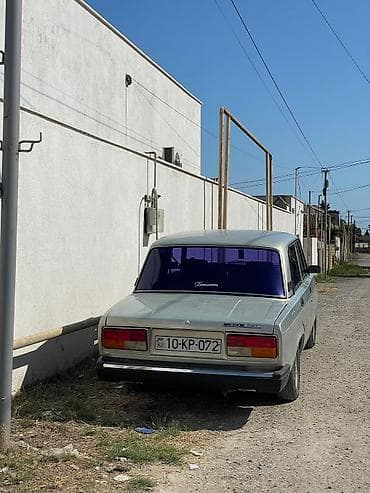 carpayi satisi: VAZ (LADA) 2107: 1.6 l | 2002 il 110000 km Sedan — 5