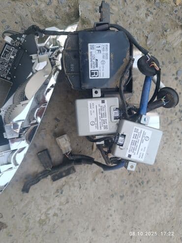 byd fara: Komplekt, Yaxın və uzaq vuran işıqlar Lexus, 2017 il, Orijinal, Yaponiya, İşlənmiş — 2