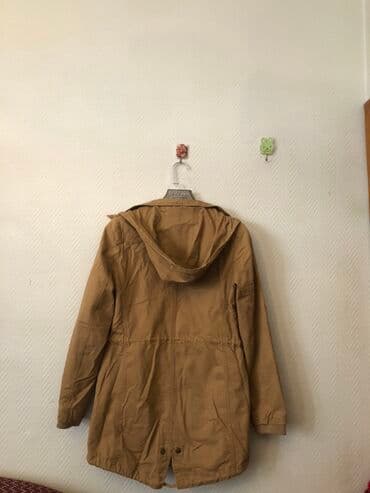 uzun kurtqa: Qadın parkası – BELLUX - Rəng: açıq qəhvəyi/boz-bej ton. - Model — 3